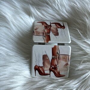 BRAND NEW COMPACT MIRROR